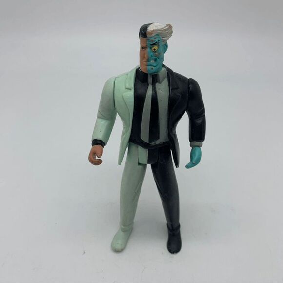 1992 Batman The‎ Animated Series Series 1 Two-Face 4.75" Action Figure Kenner - Picture 1 of 7